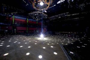 mecca one last dance 1 aug 6 2010 sm.jpg